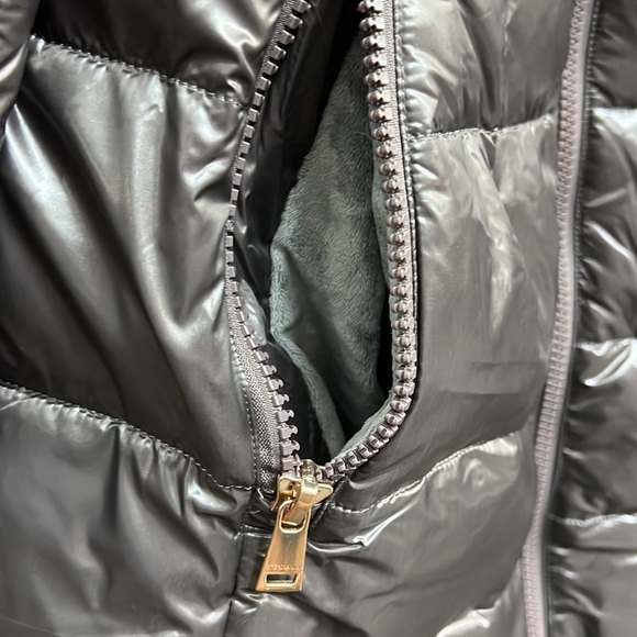 NWT,1 MADISON LUXE Fox-Fur Down Puffer Coat,attached hood removable fur,taupe - Picture 9 of 17